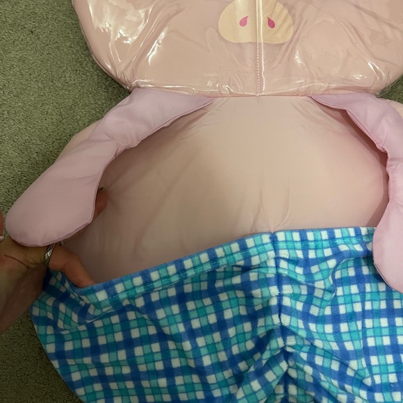 pink pig vertical storage ! - Picture 2 of 4